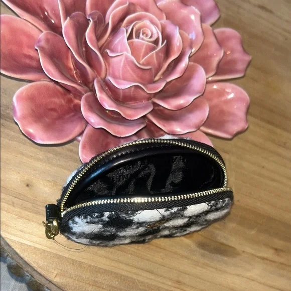 Chanel RARE Authentic Tweed Black/White Coin Purse/ Keychain